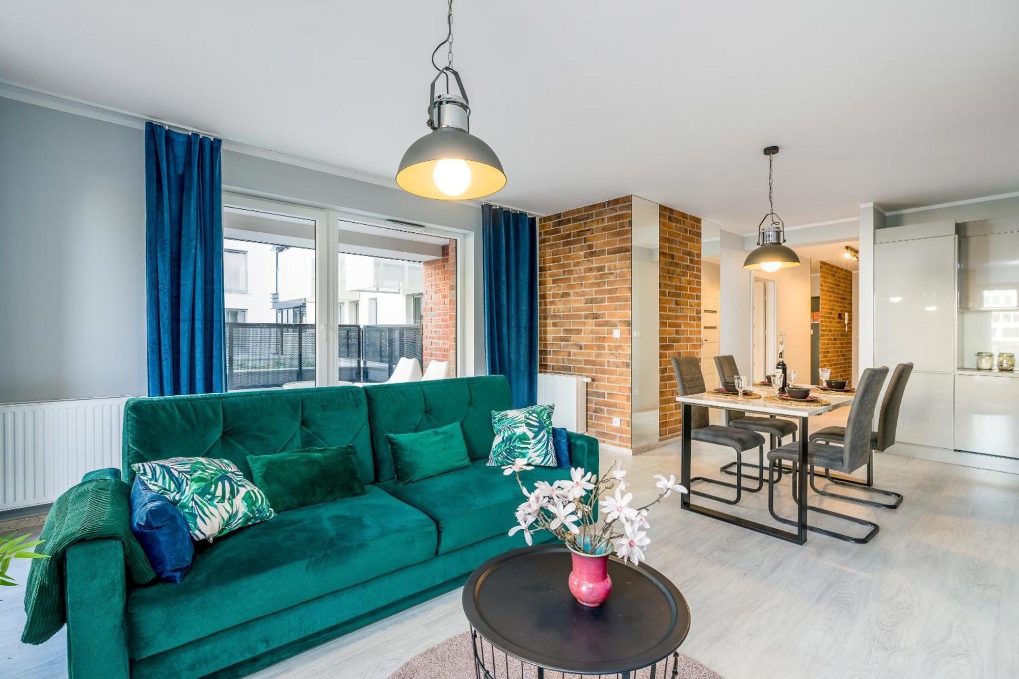 Niedzialkowskiego By Renters *